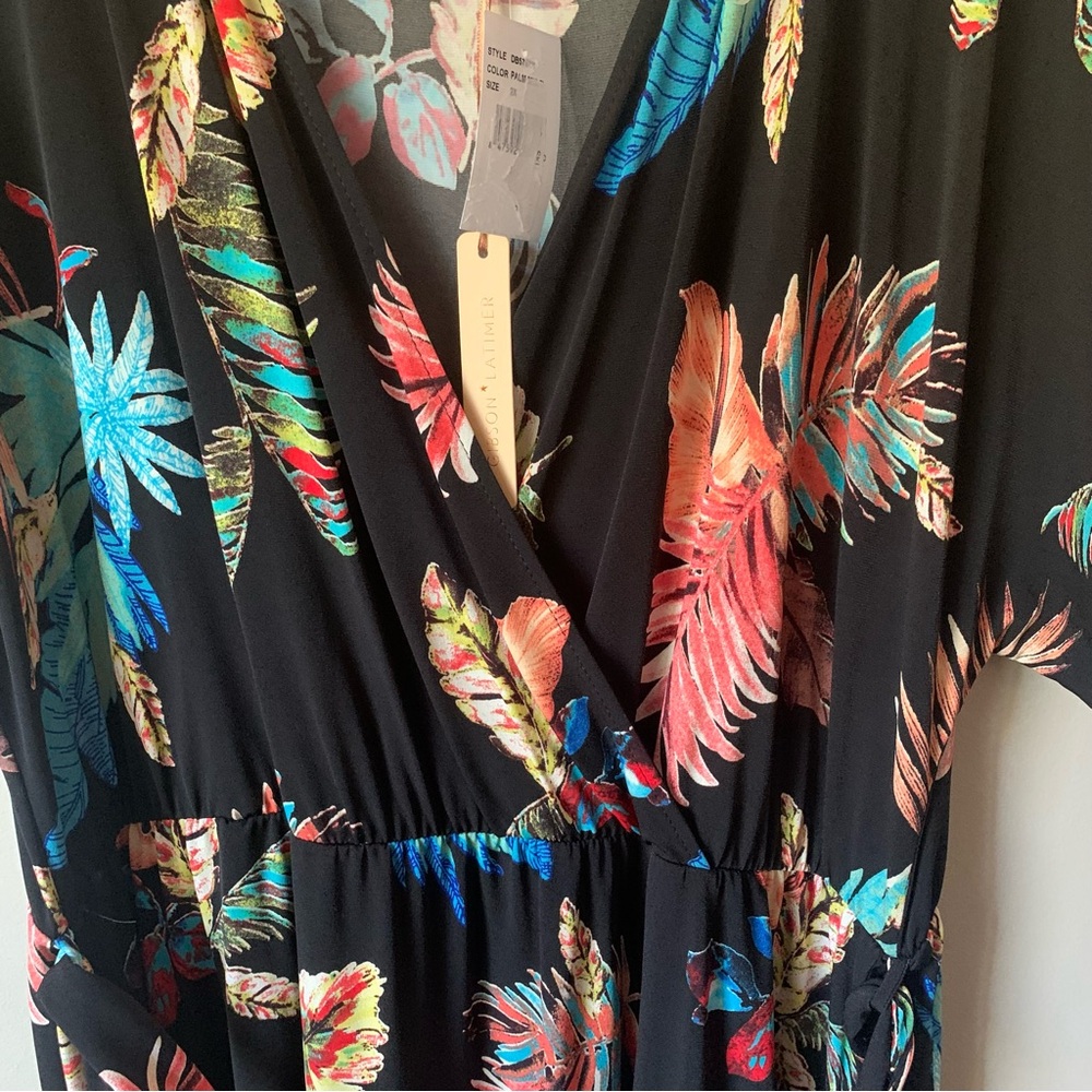 Tropical Dress - Picture 3 of 4